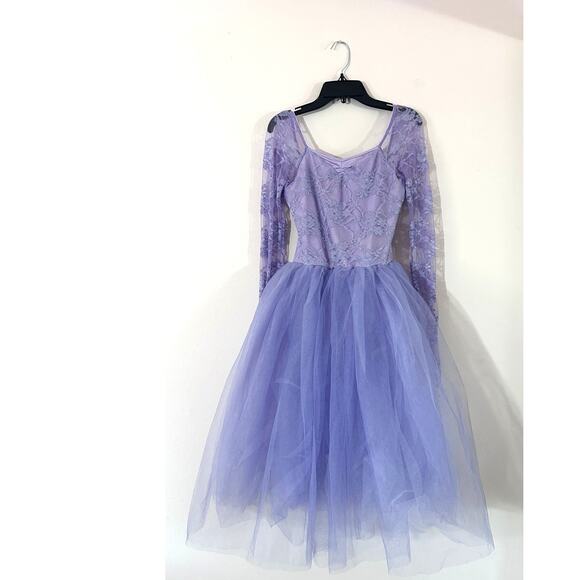 Lilac Lace Ballet Dress • Revolution Dancewear Adult Small - Picture 1 of 7
